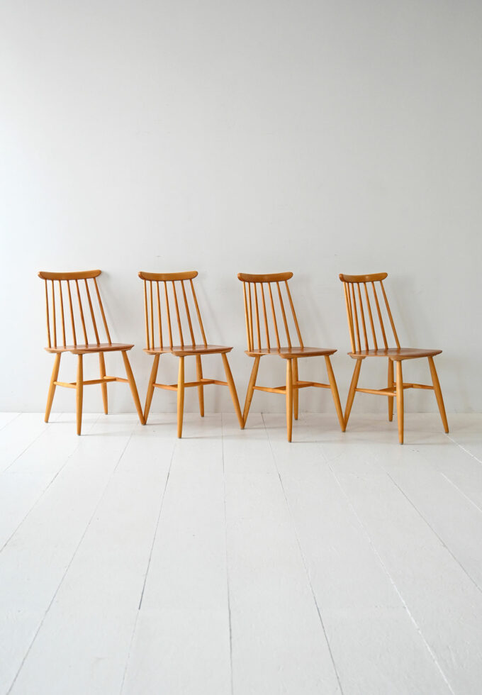 Set di 4 sedie scandinave Fanett di Ilmari Tapiovaara-b