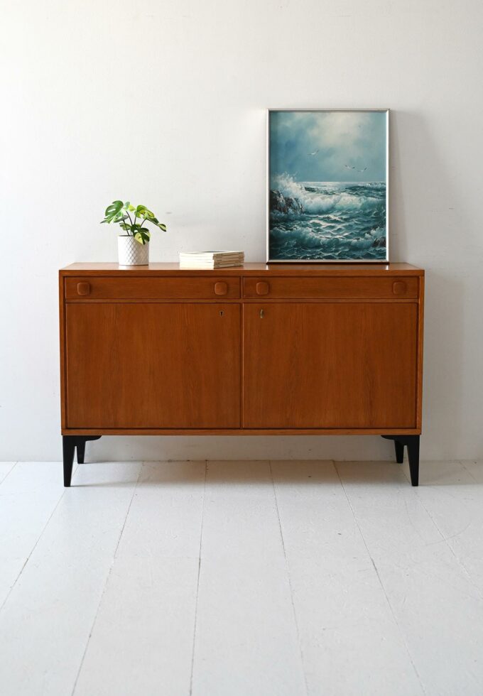 Sideboard scandinavo vintage in teak con gambe nere, anni ’50/’60-a