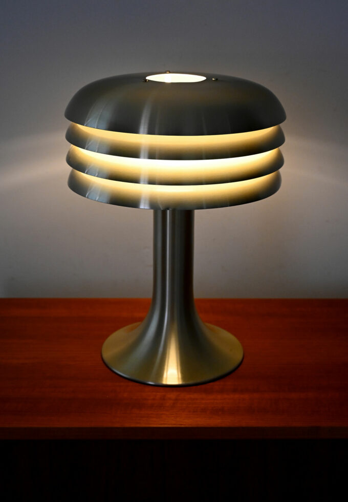 Lampada BN-26 di Hans-Agne Jakobsson-a