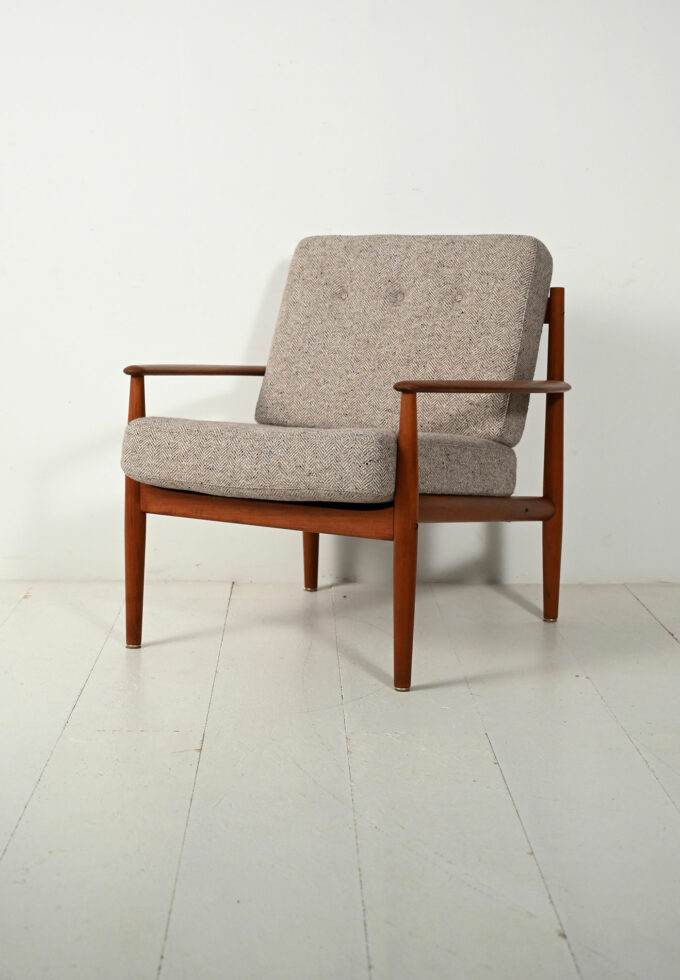 Danish armchair FD118 by Grete Jalk for France & Søn, 1960s-a