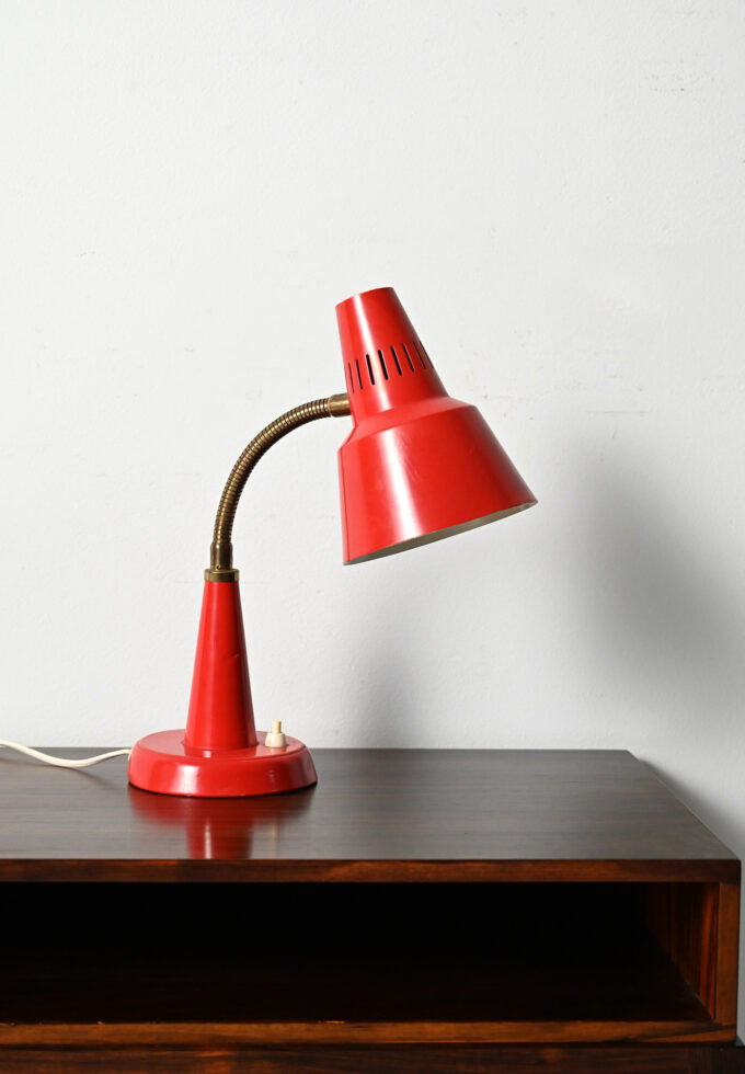 Red table lamp produced by Gemi red 1960s-b