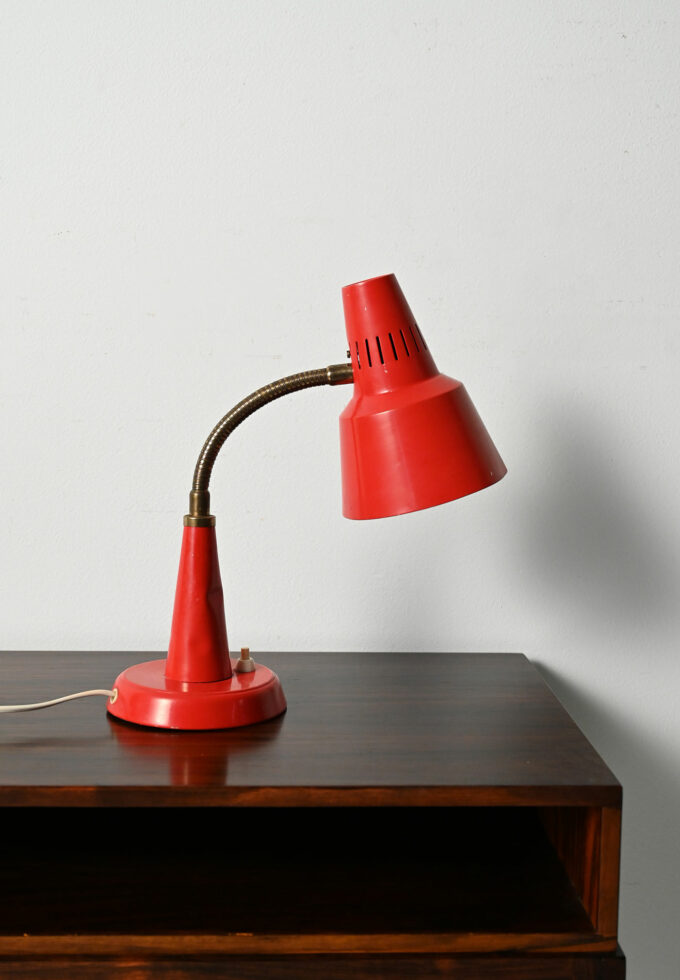 Red table lamp produced by Gemi red 1960s-b