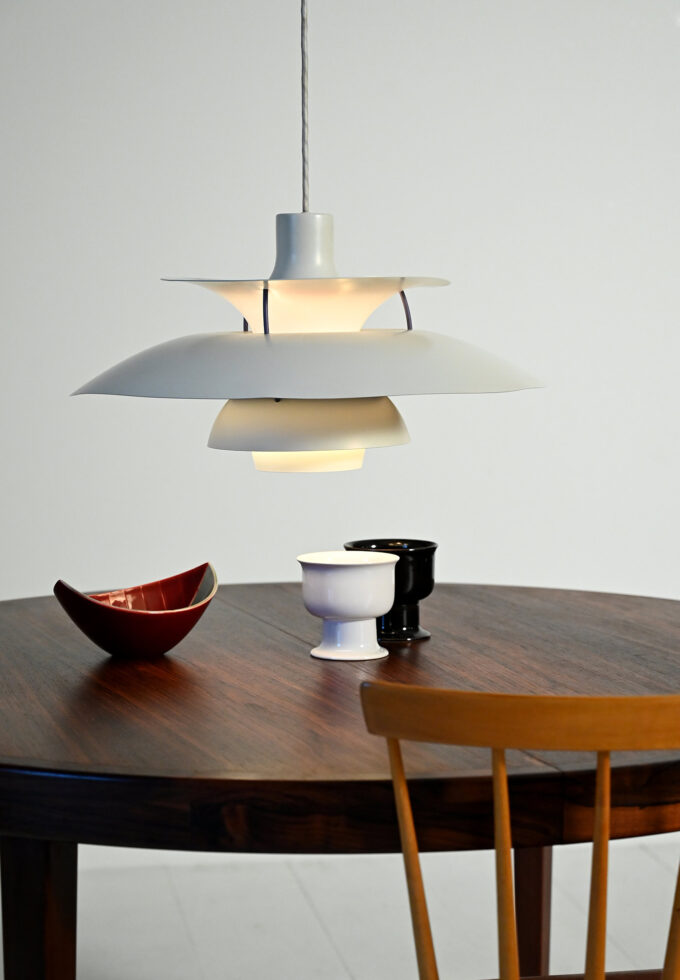 Lampada a sospensione “PH 5” di Paul Henningsen-a