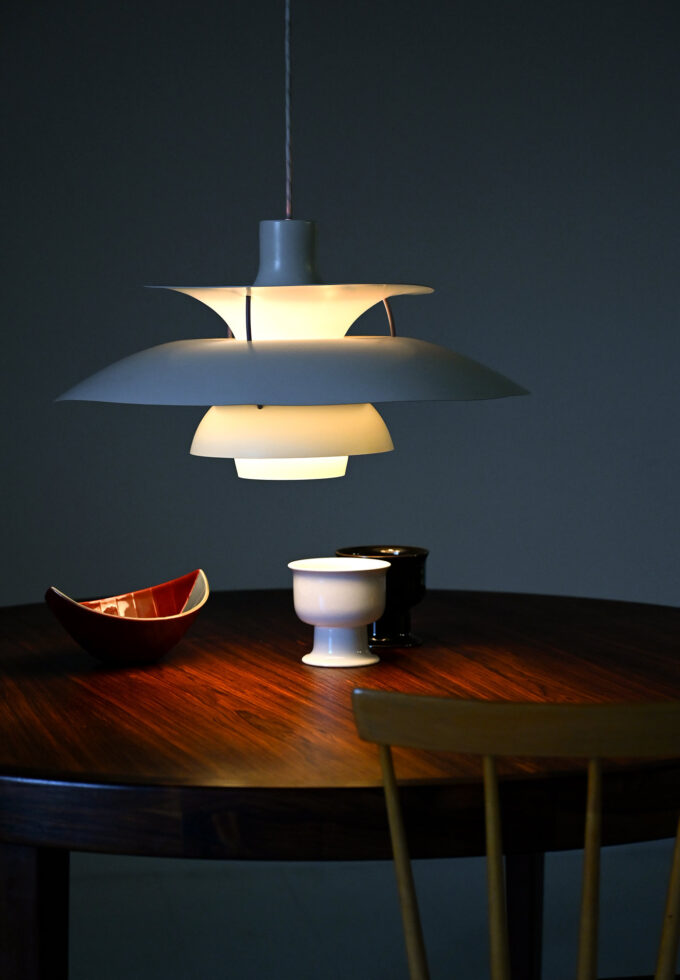 Lampada a sospensione “PH 5” di Paul Henningsen-b