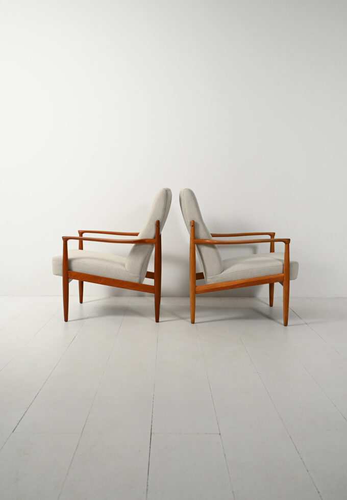 Pair of Scandinavian teak armchairs 1950s-60s-d