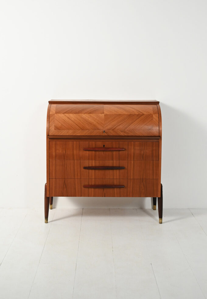 Secretaire anni ’50 in teak maniglie scolpite allungate-b