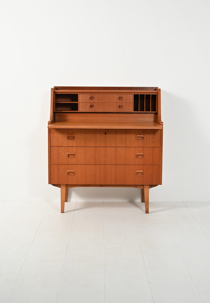 Secrétaire scandinavo anni 60 con piano estraibile-b