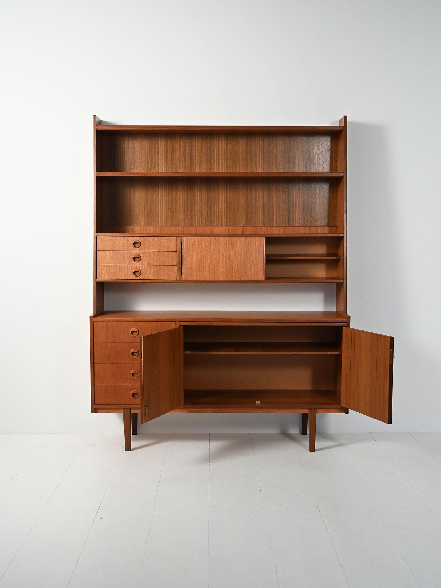 Sideboard libreria teak mogano-d Sideboard con libreria in teak e mogano-d