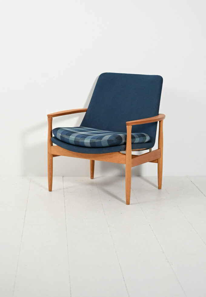 Scandinavian oak and wool blue-a armchair