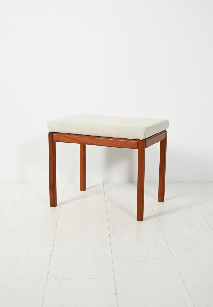 Poggiapiedi scandinavo in teak di Egström & Myrstrand-a