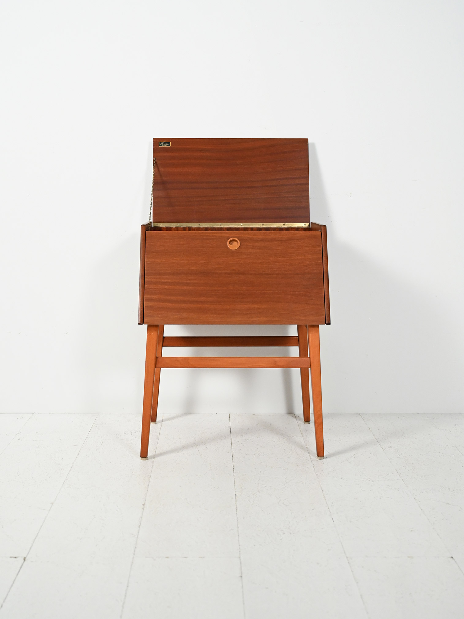 Swedish cutlery cabinet vitnage mahogany-c Swedish vitnage mahogany mahogany cutlery cabinet-c