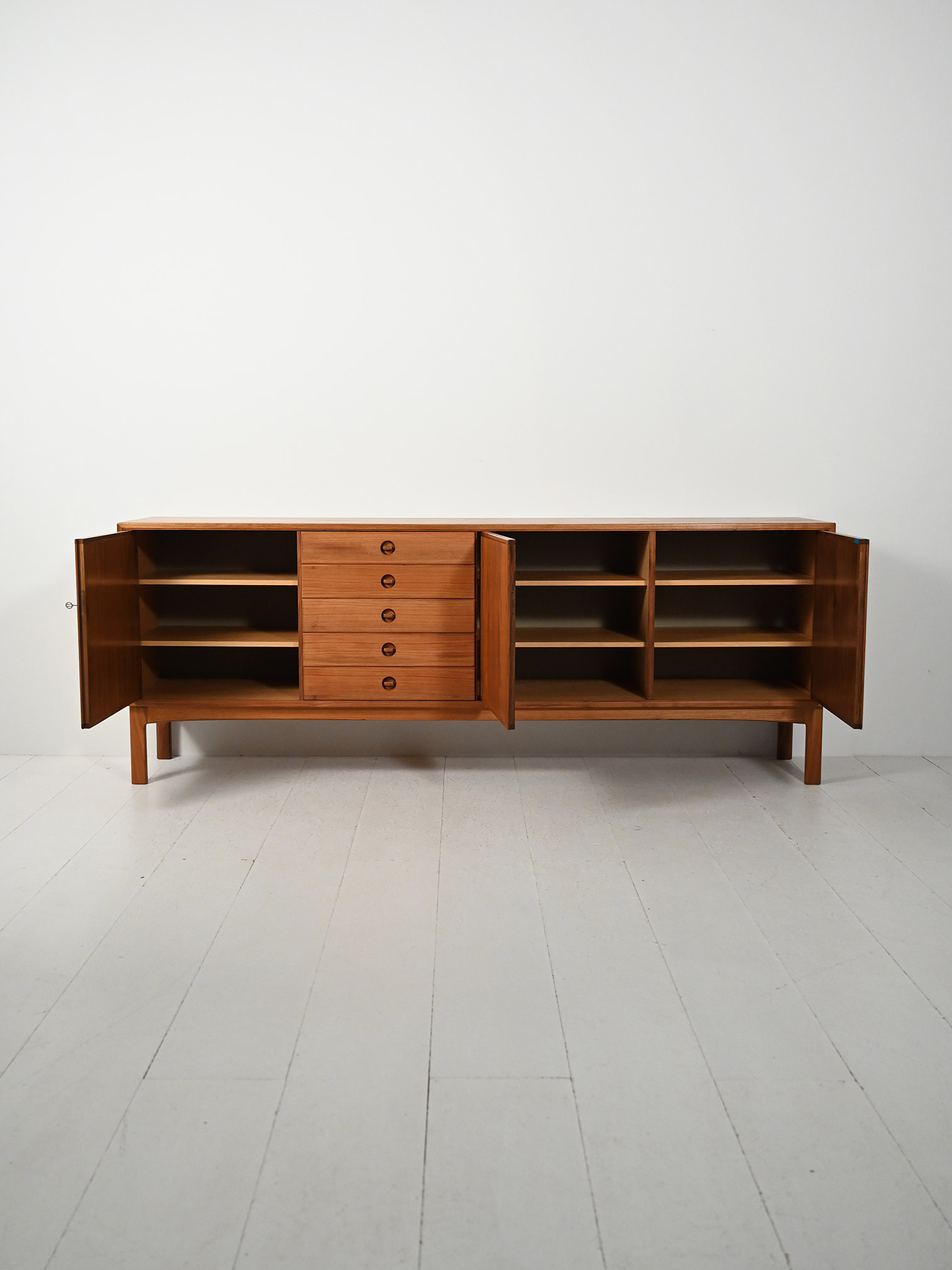 Sideboard teak modello "Tiveden"-c Sideboard in teak modello "Tiveden"-c