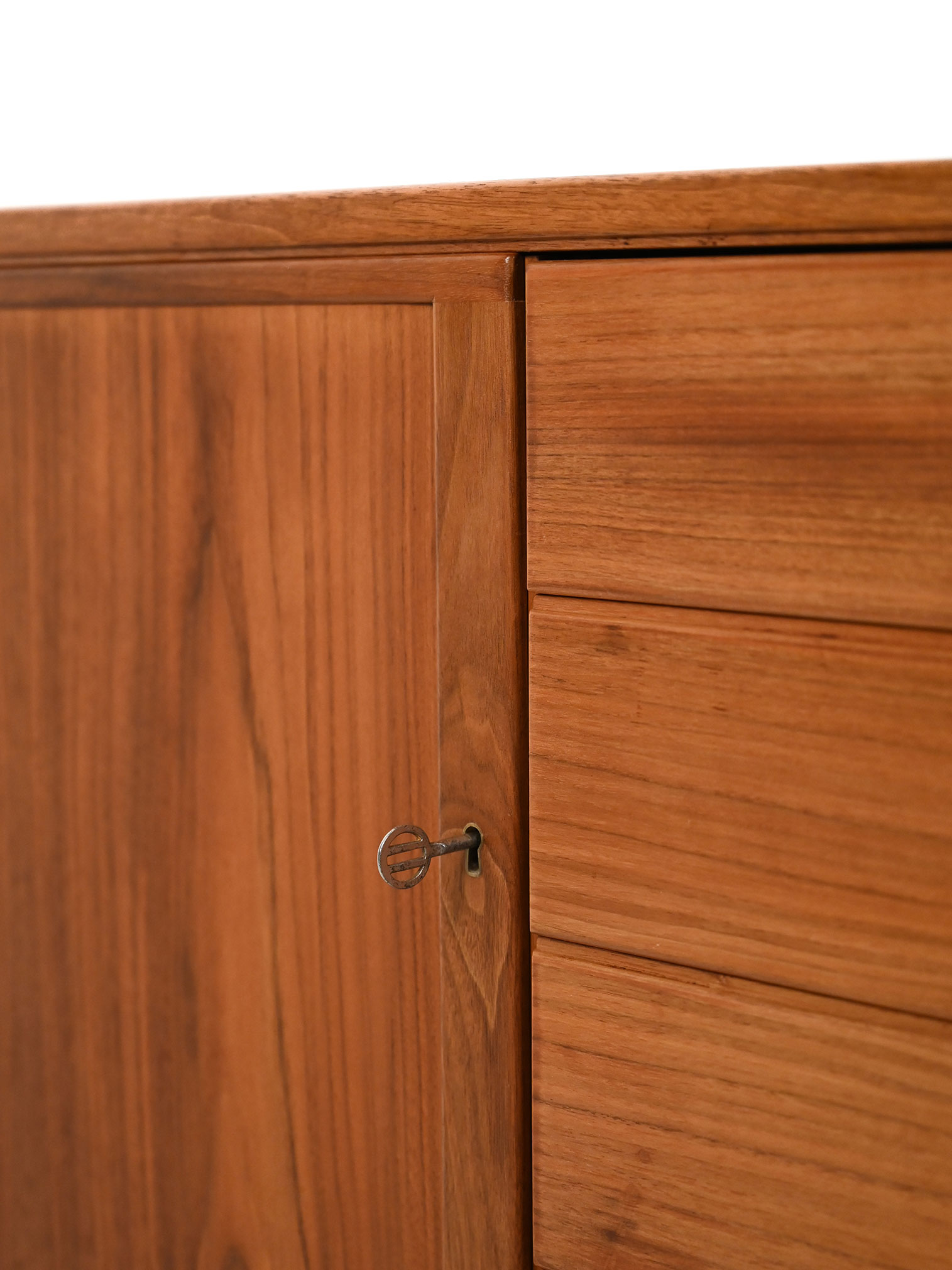 Sideboard teak modello "Tiveden"-h Sideboard in teak modello "Tiveden"-h