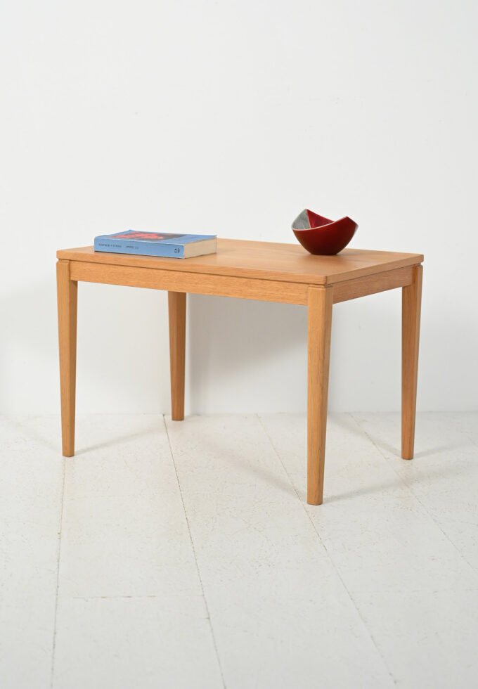 Coffee table scandinavo in faggio anni 50–60-a