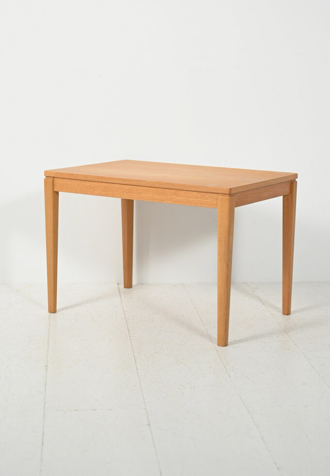 Coffee table scandinavo in faggio anni 50–60-b