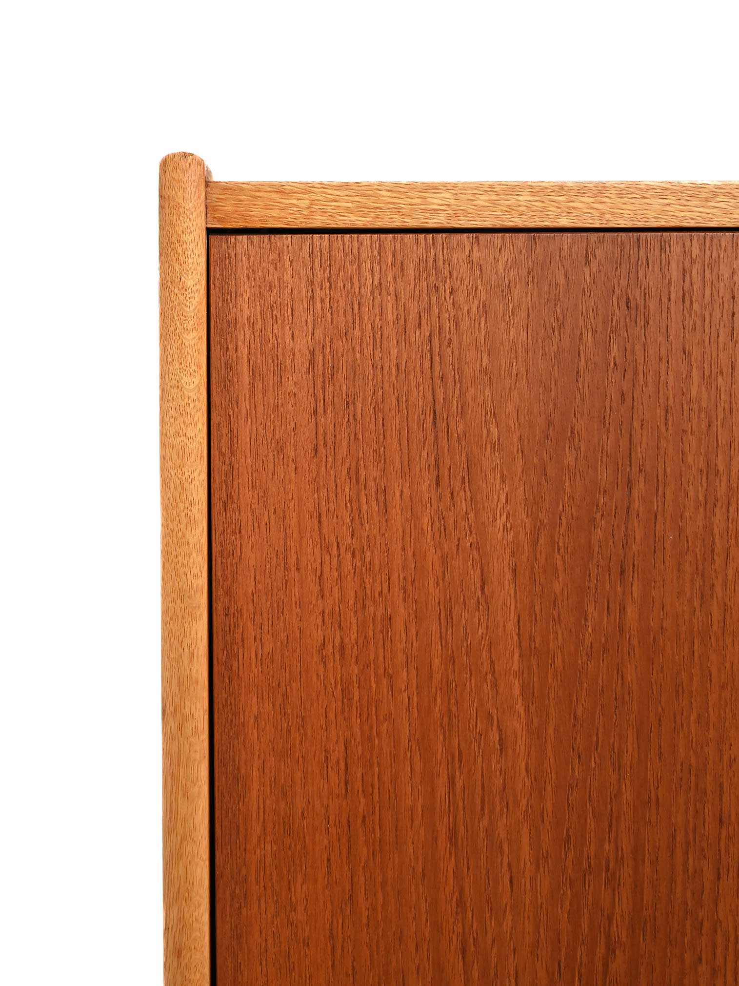 Scandinavian sideboard 60s elegant lines-f Scandinavian 60s sideboard with elegant lines-f
