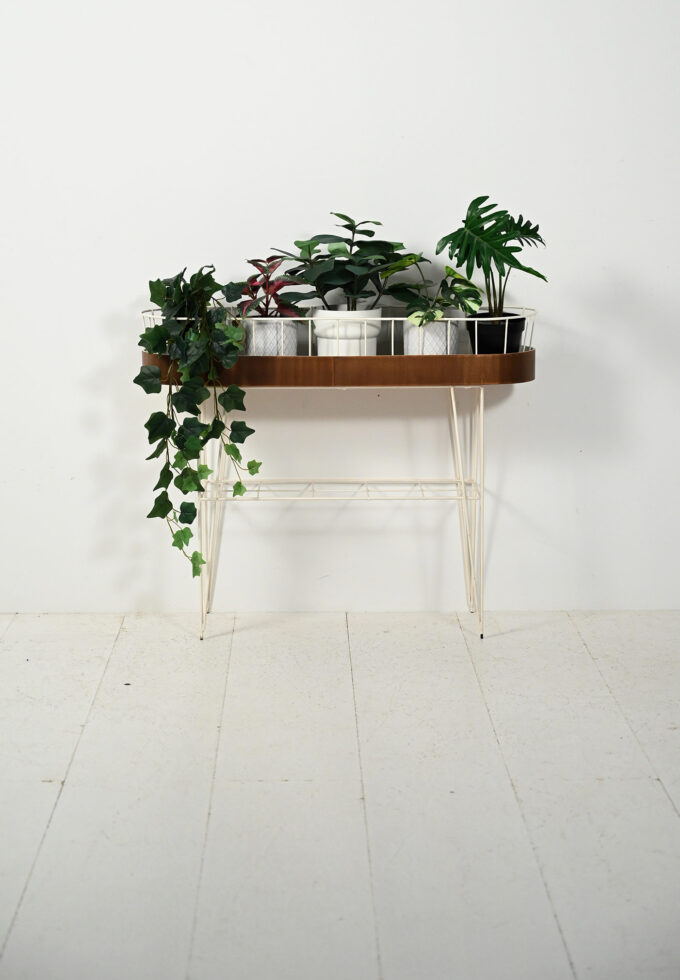 Portafiori scandinavo ovale in metallo e teak-a