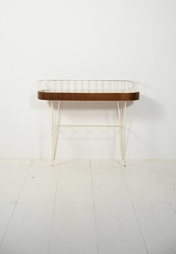 Portafiori scandinavo ovale in metallo e teak-b