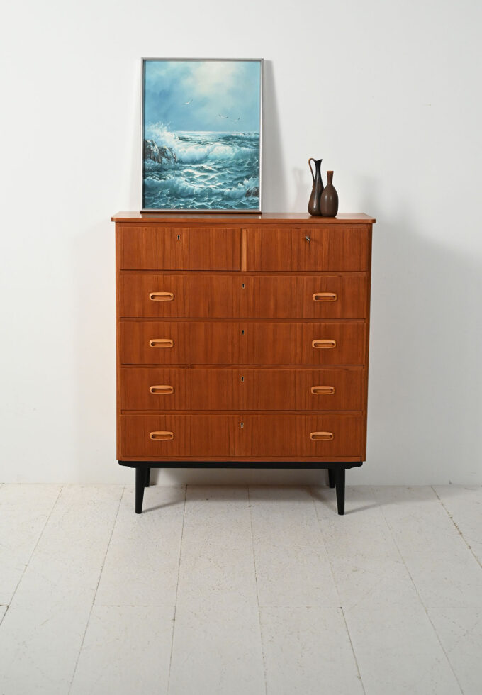 Cassettiera scandinava vintage con doppio cassetto superiore-a