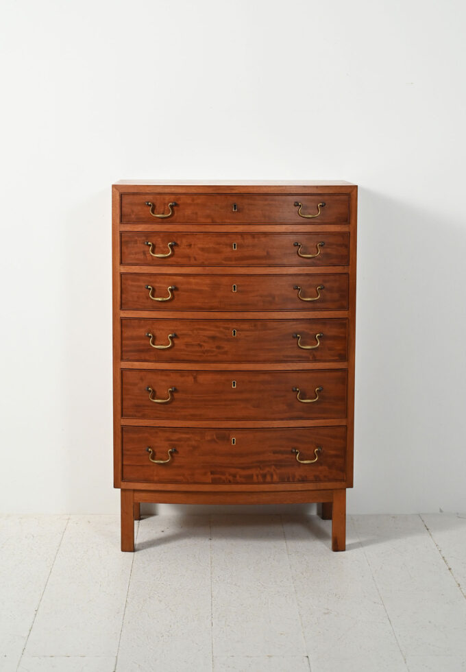Sestina scandinava in mogano con maniglie in ottone-b