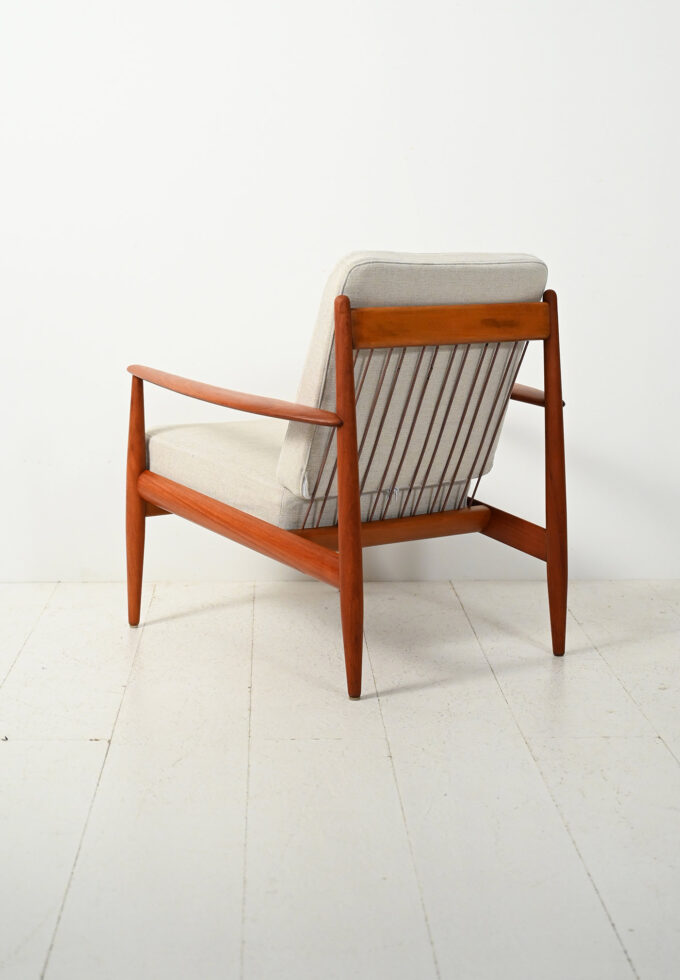 Danish armchair model "118" by Grete Jalk-b