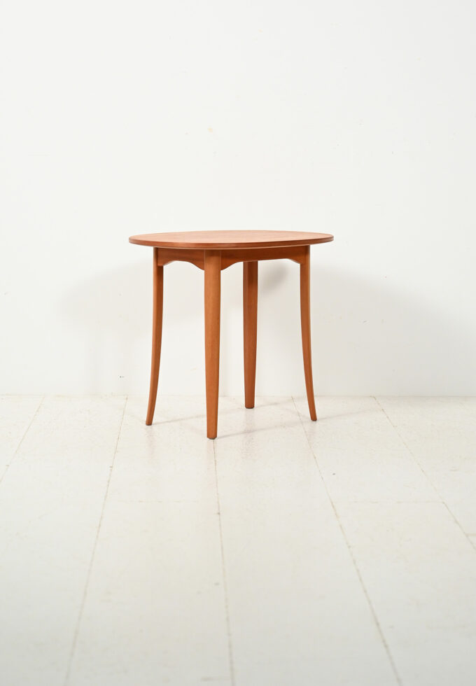 Coffee table “Ovalen” in teak di Carl Malmsten-a