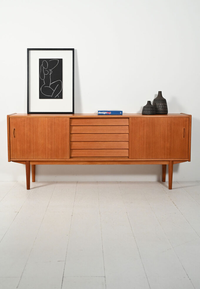 Sideboard “Trio” di Nils Jonsson per Troeds-a