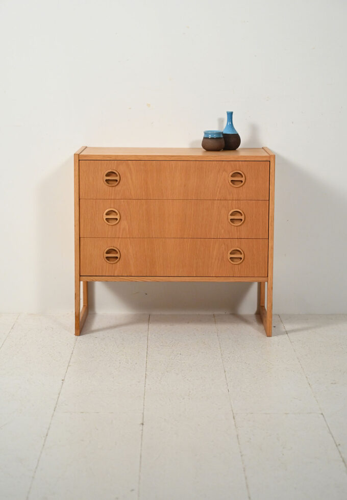 Oak chest of drawers by Arne Wahl Iversen -a