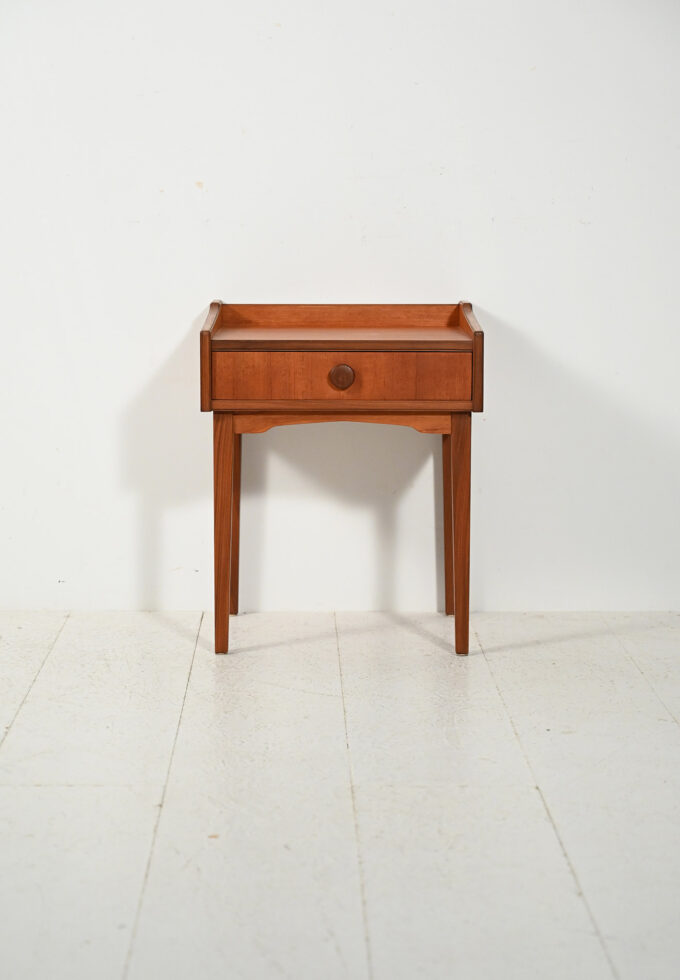 Comodino scandinavo anni ’50 in teak-b