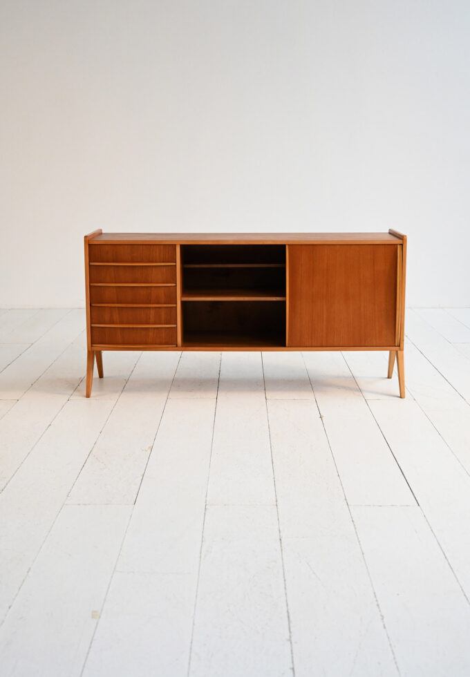 Sideboard scandinavo in teak, Svezia, anni ’60-c