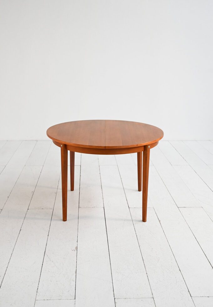 Tavolo rotondo allungabile scandinavo teak anni ’60-c