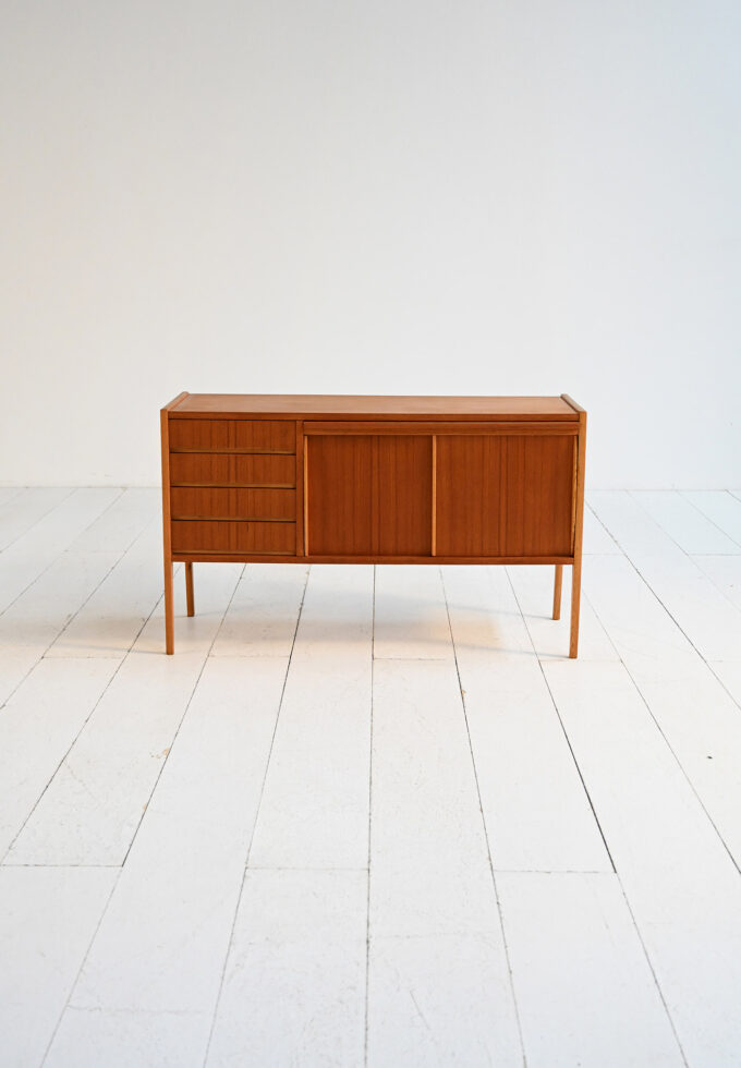 Sideboard scandinavo con scrittoio a scomparsa in teak, anni ’60-b