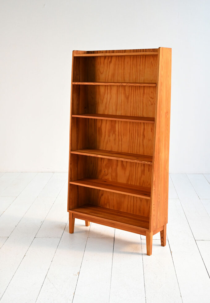Scandinavian 1950s solid pine bookcase-b