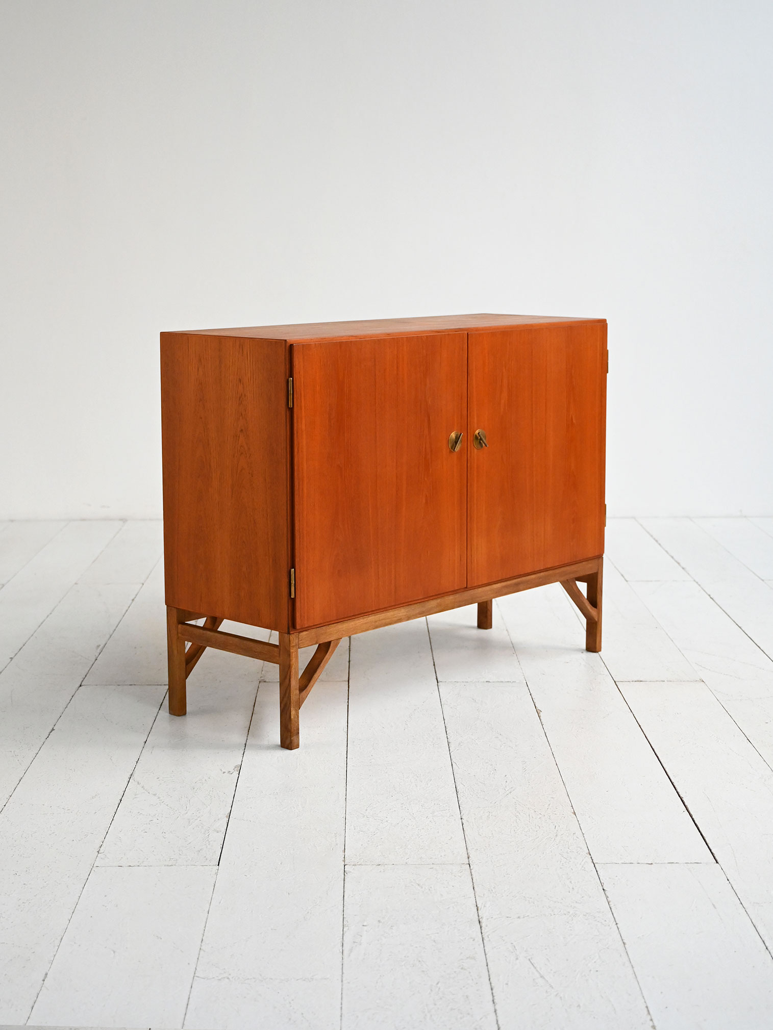 Danish sideboard model "232" Børge Mogensen 60s-g Danish sideboard model "232" by Børge Mogensen, 1960s-g