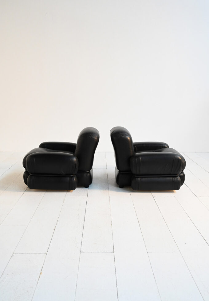 Black leather and tubular steel armchairs 1970s-d