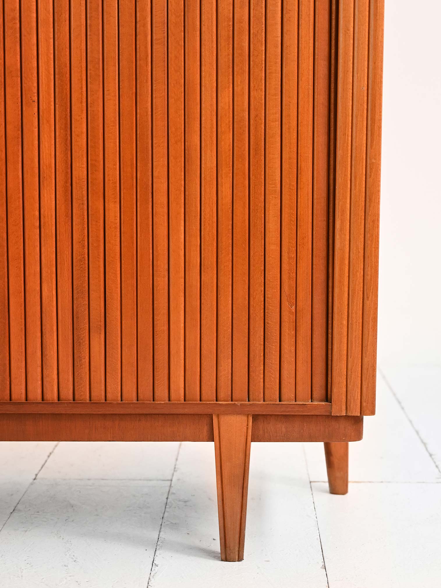 Highboard serrandina teak scandinavo 60s-f Highboard a serrandina in teak scandinavo anni ’60-f