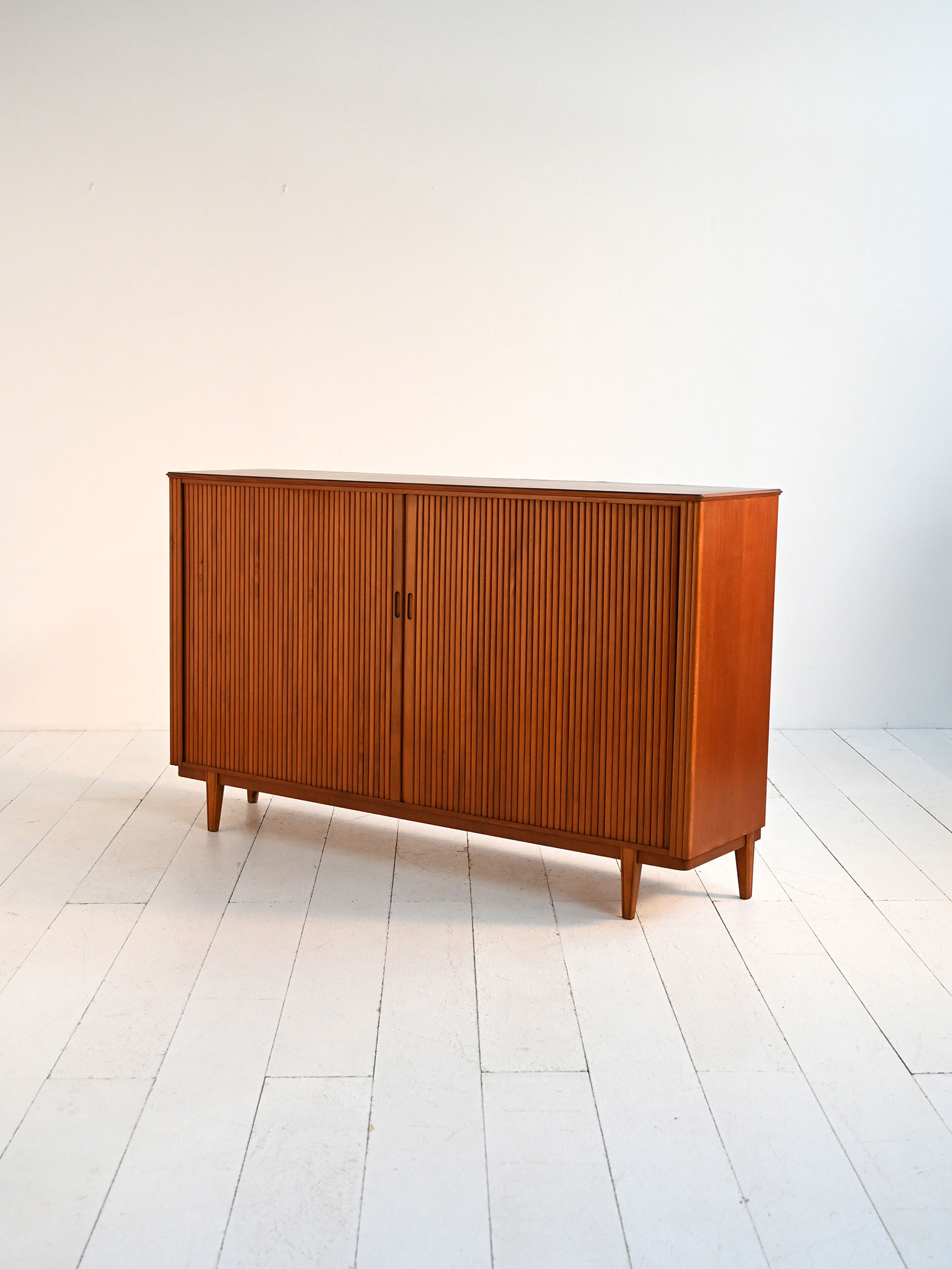 Highboard serrandina teak scandinavo 60s-h Highboard a serrandina in teak scandinavo anni ’60-h