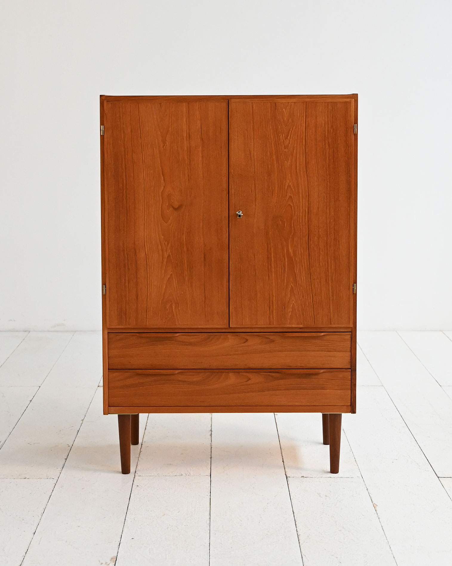Cabinet scandinavo in teak con cassetti, anni ’50/’60-a_