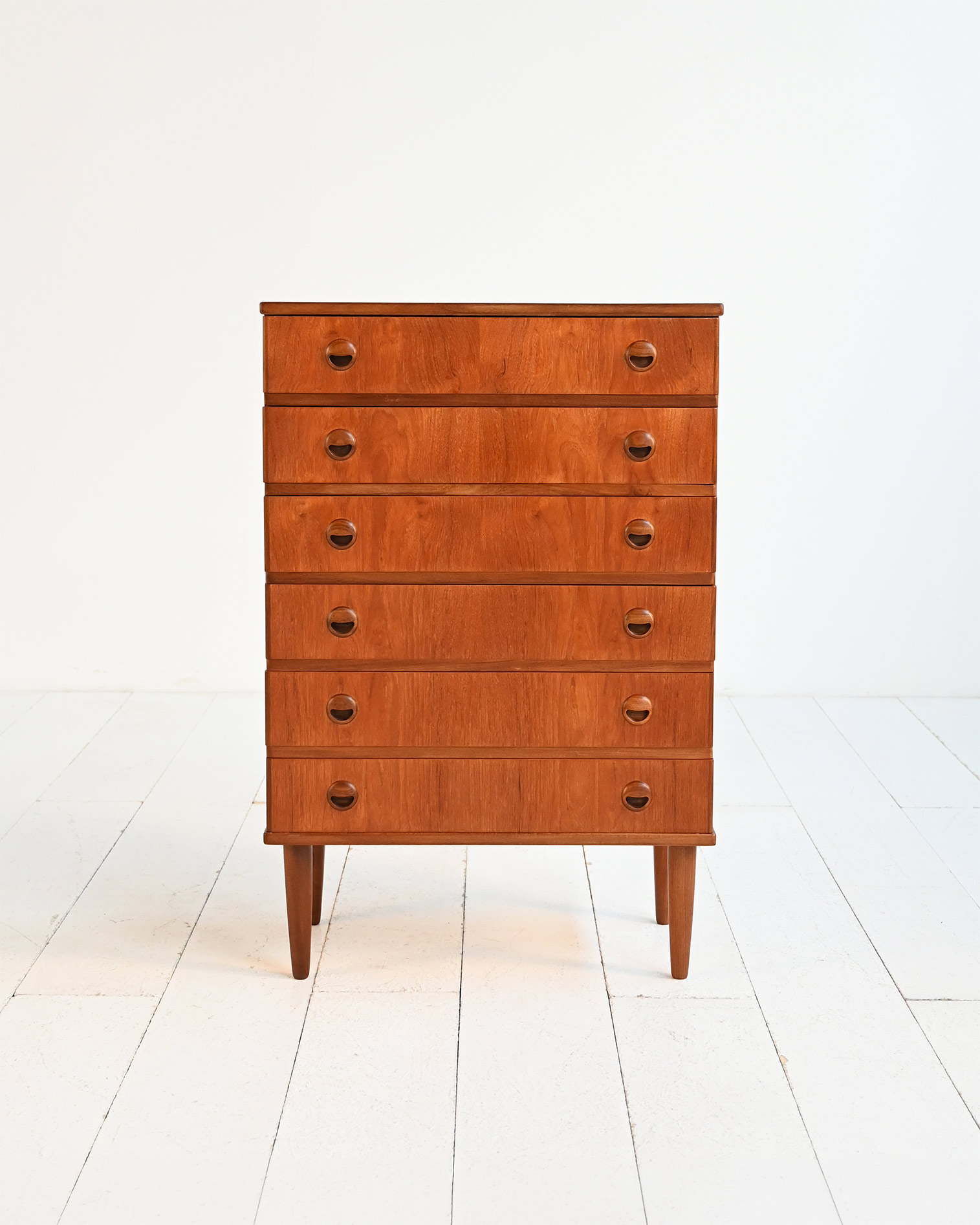 Sestina danese in teak, anni ’60-a_