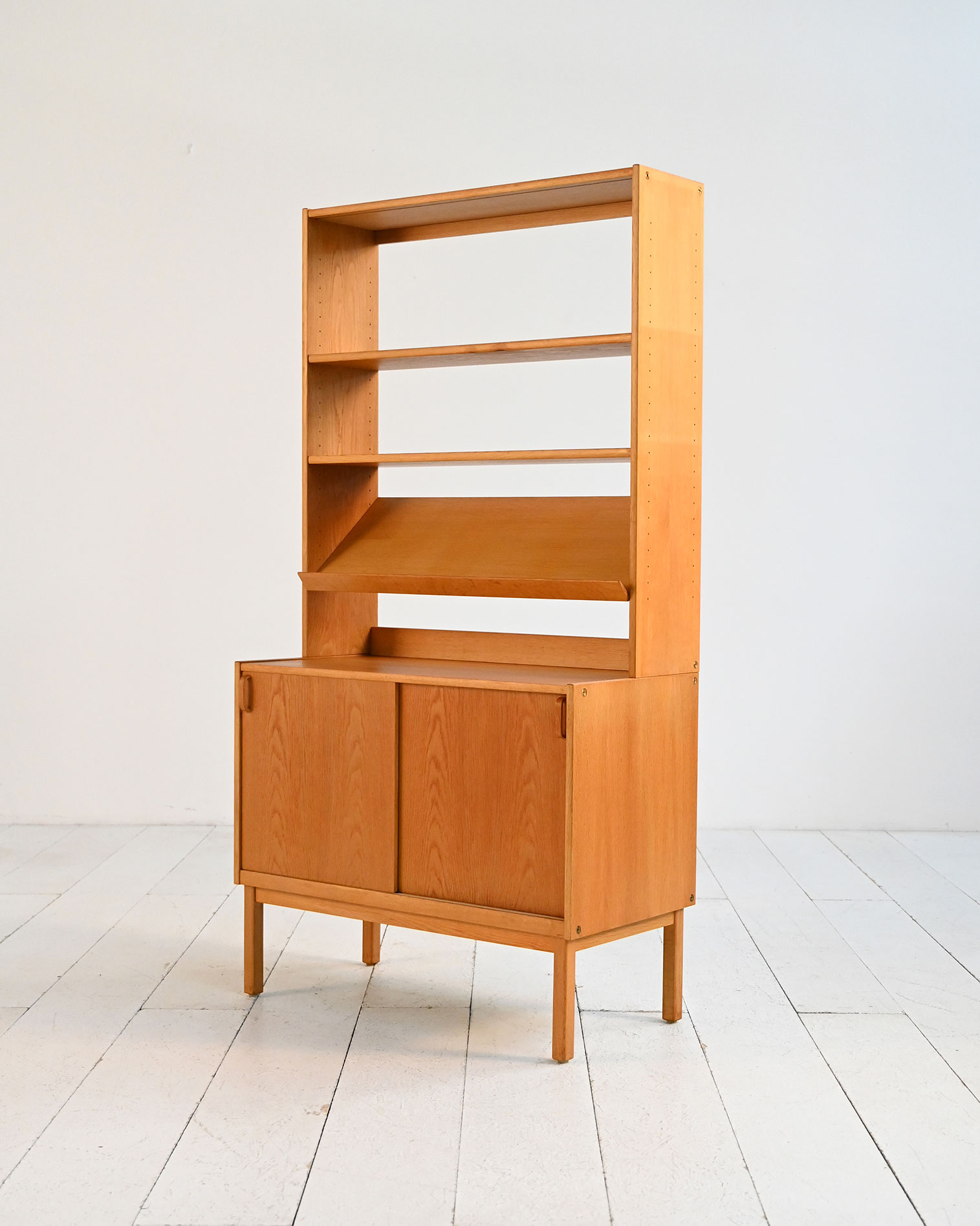 Bertil Fridhagen Bookstore Bodafors Sweden 1964-d Bertil Fridhagen's library for Bodafors, Sweden 1964-d
