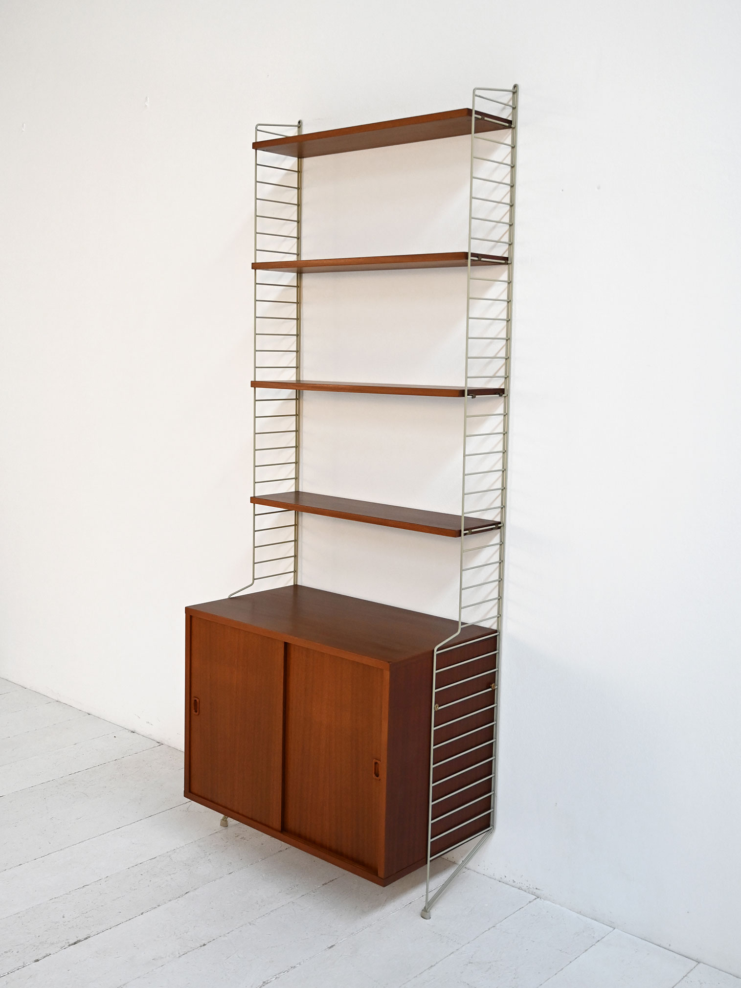 Wall bookcase model "String" Nisse Strinning 50-60s-b Wall-mounted bookcase model "String" by Nisse Strinning 1950s-60s-b