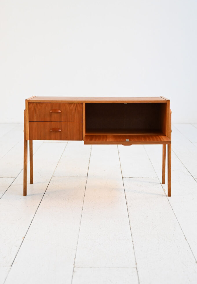 Scandinavian teak entryway cabinet, 1960s-b