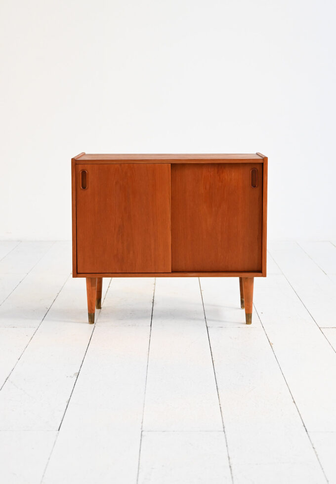 Cabinet scandinavo mid-century in teak, anni '50-b