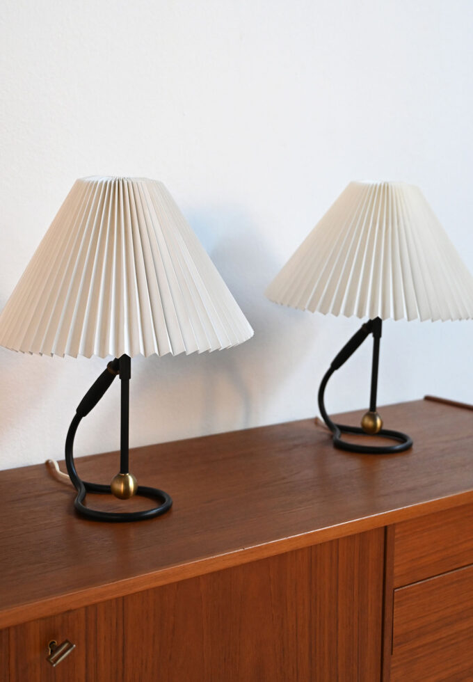 Coppia di lampade modello “Kip-Lamp” di Kaare Klint, anni ’40-a_