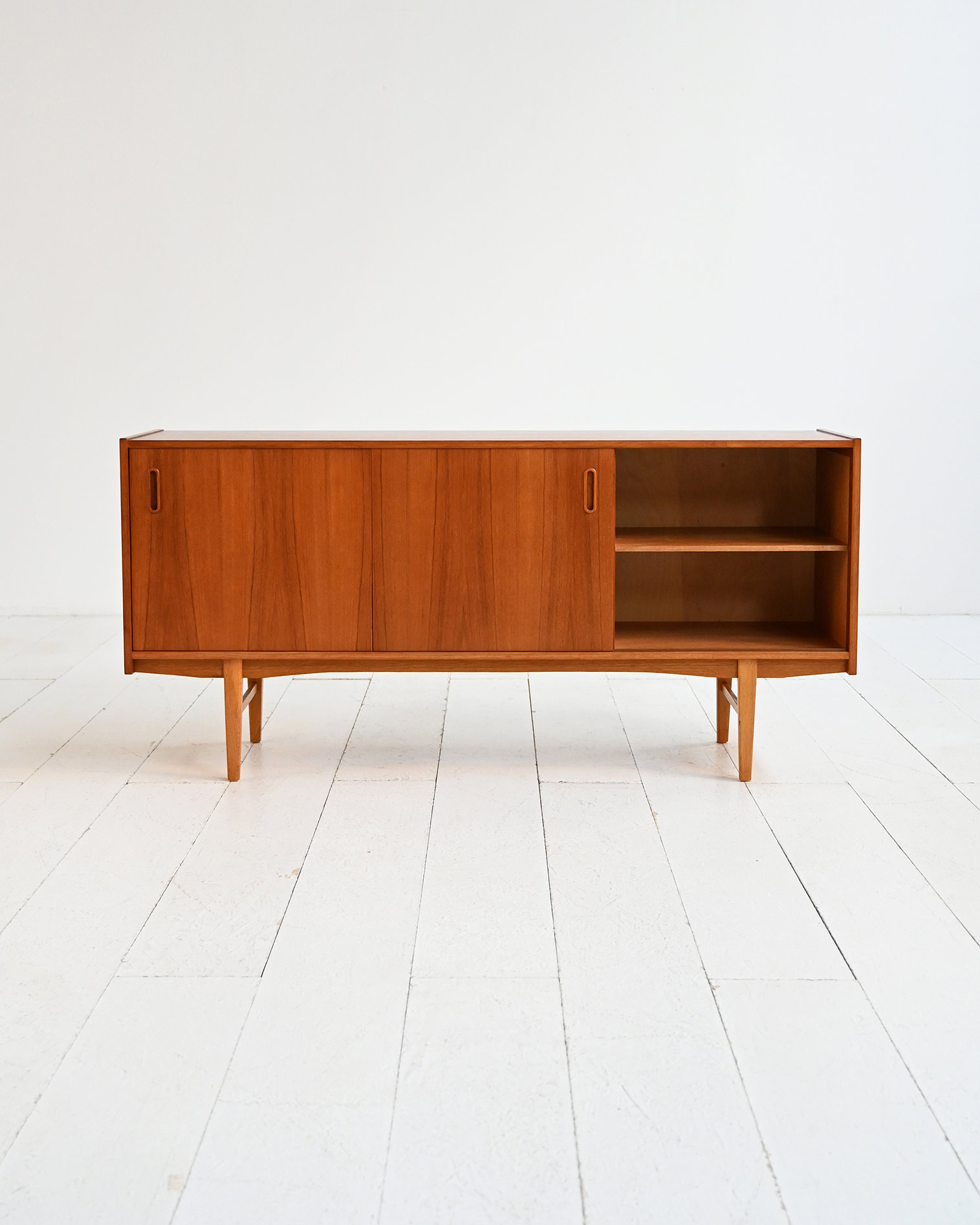 Scandinavian sideboard teak oak 50-60s-b Scandinavian teak and oak sideboard, 1950s-60s-b