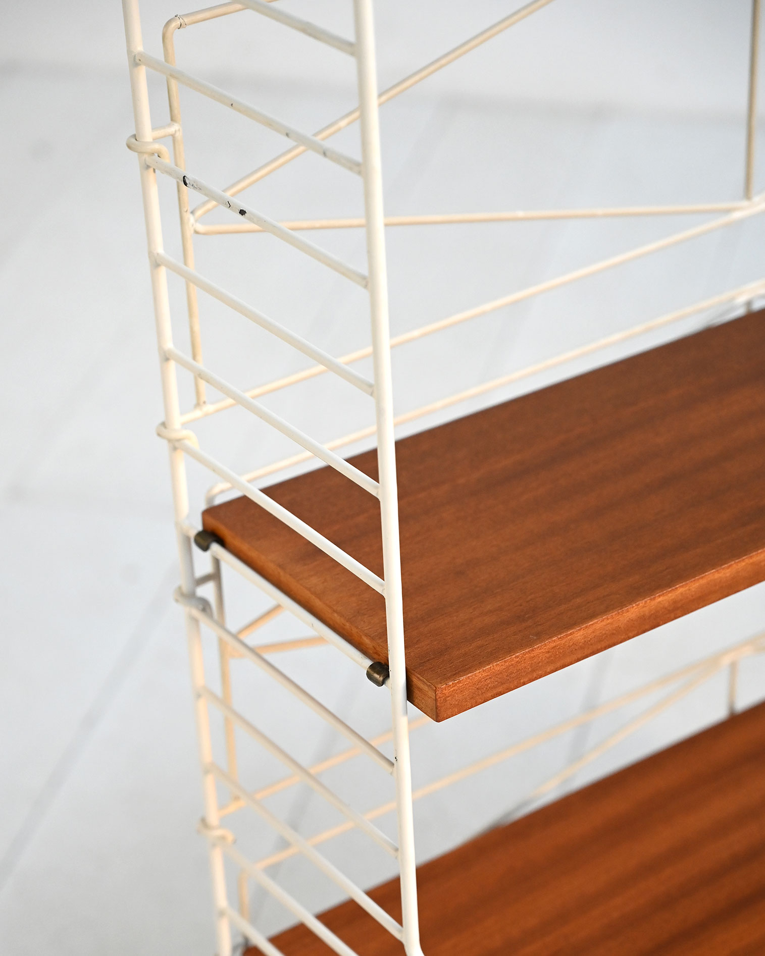 Libreria modulare freestanding stile String 60s-m Libreria modulare freestanding in stile String anni ’60-m